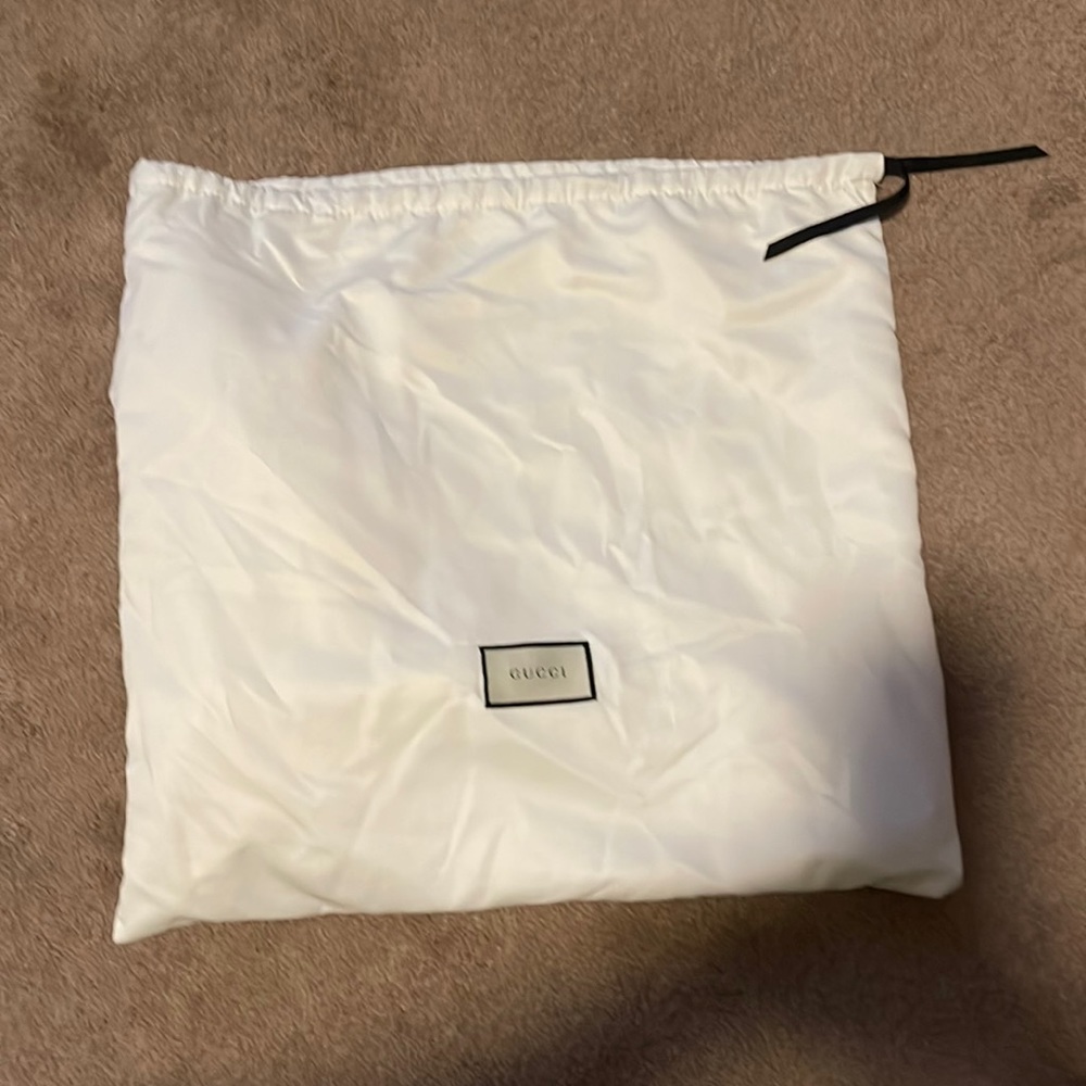 Gucci dust bag